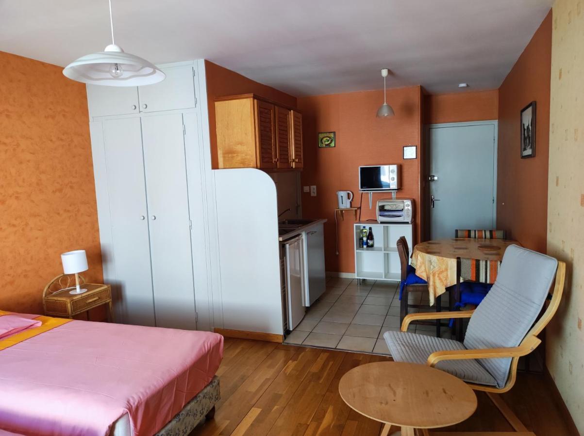 Residence L'Alexandra 2 Etoiles Bourbonne-les-Bains Ngoại thất bức ảnh
